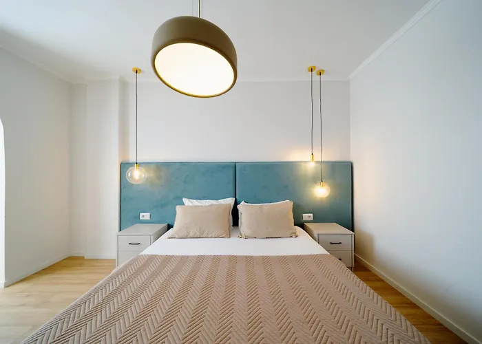 Square Luxury Penthouse *