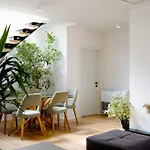 Apartment Square Luxury Penthouse Tirana