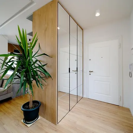 Apartment Square Luxury Penthouse Tirana
