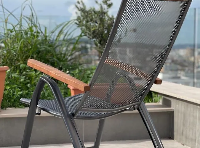 Square Luxury Penthouse *